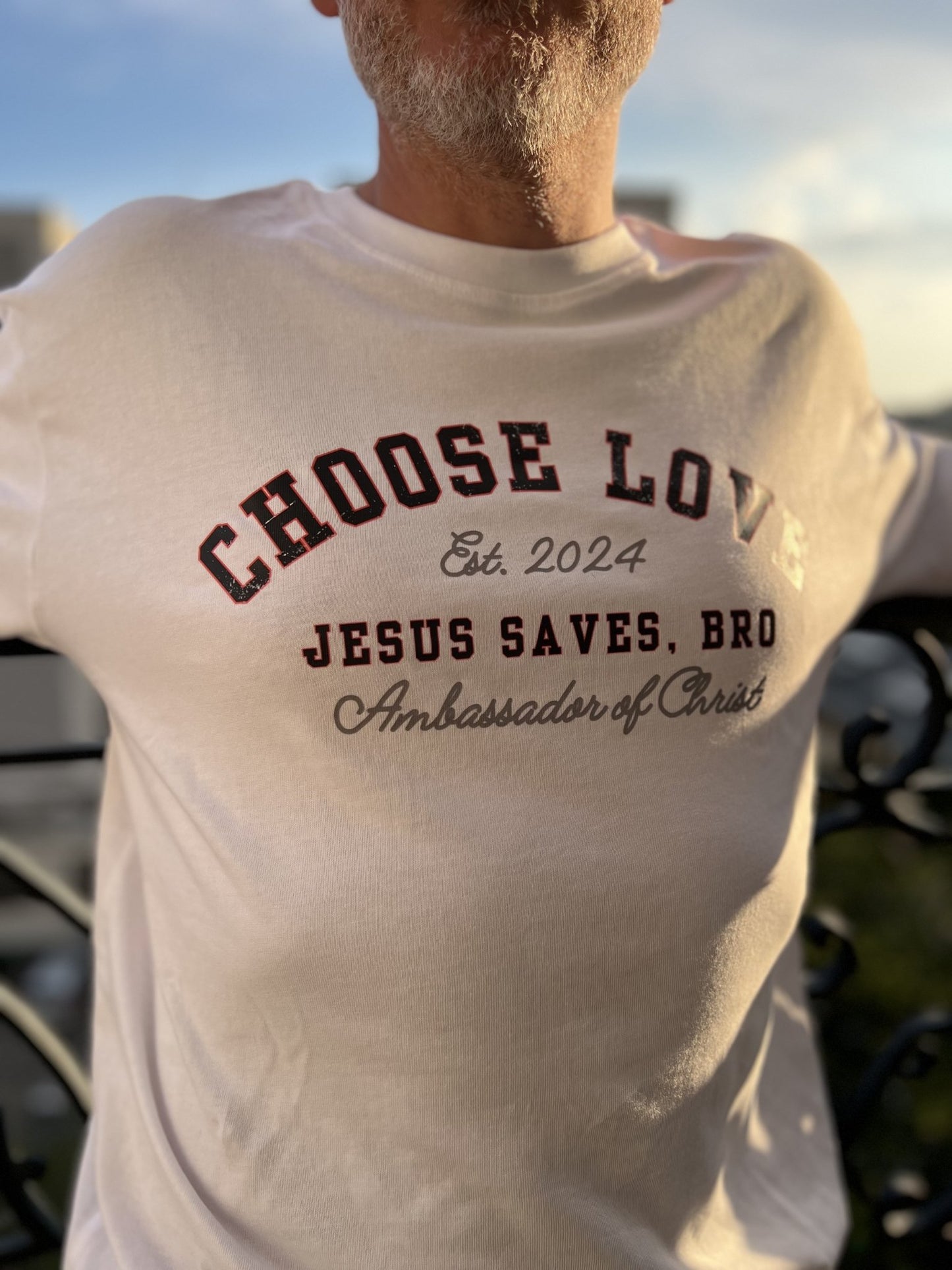 JESUS SAVES BRO - CHOOSE LOVE - OVERSIZE SHIRT - UNISEX